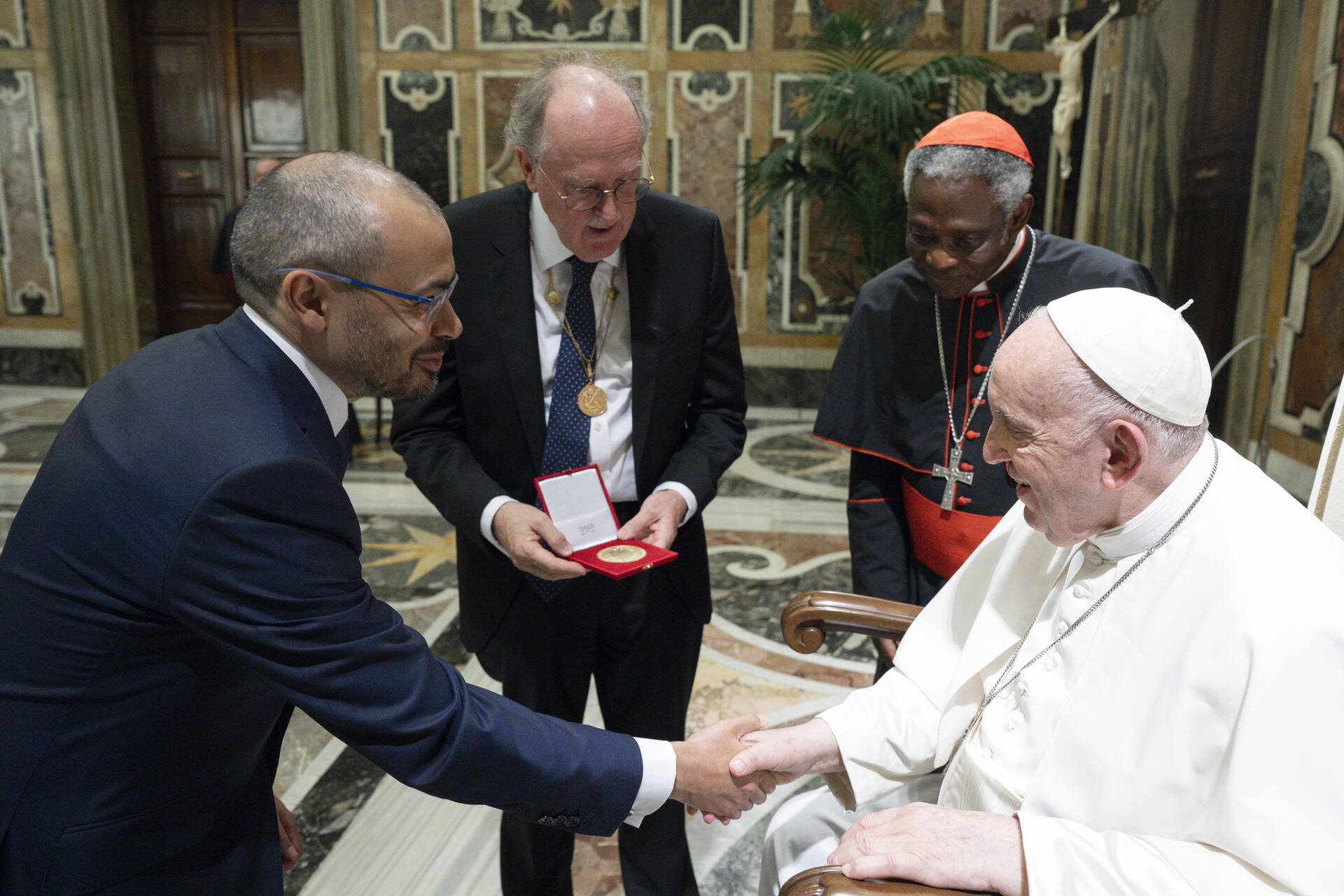 Demis Hassabis audience with Pope Francis
